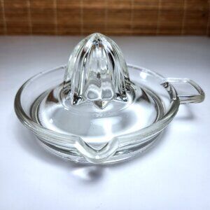 Vintage Small Clear Glass Juice Reamer Flat Thumb Rest (L12)